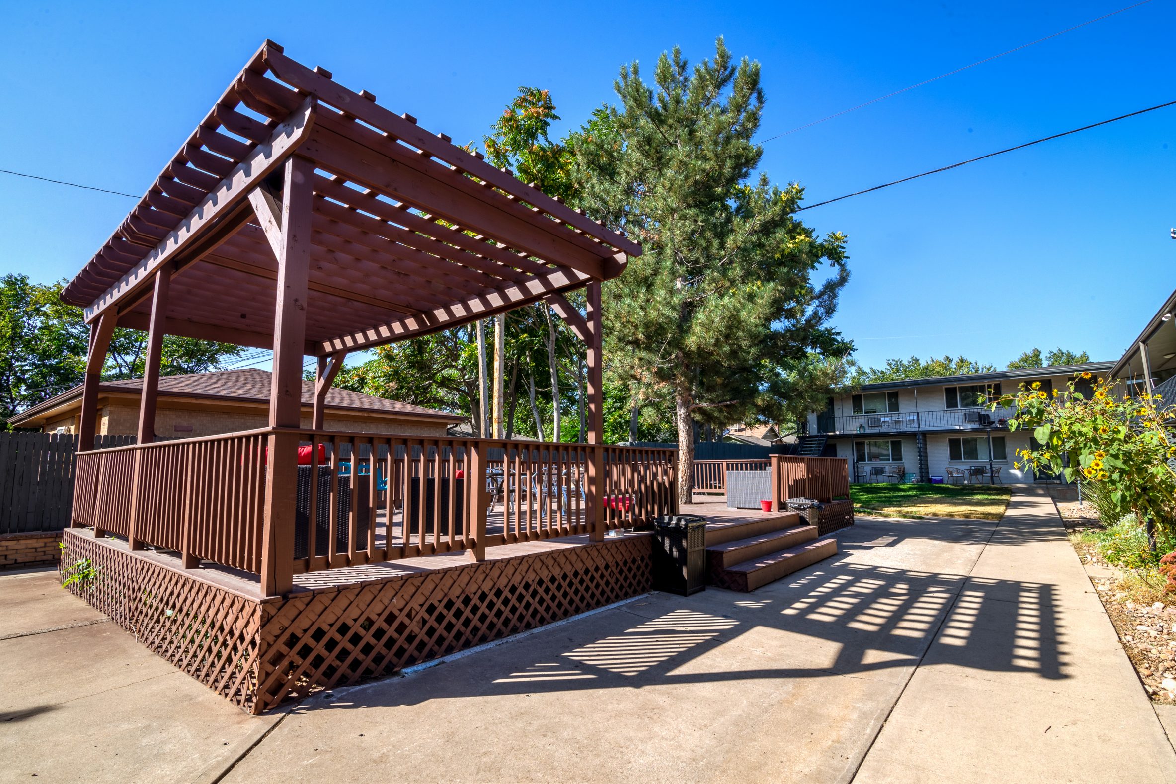 Clay Street Apartments Cornerstone Apartments